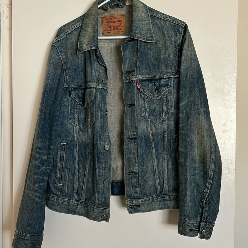 Men’s denim jacket